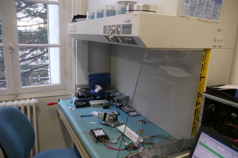 Hotte à flux laminaire