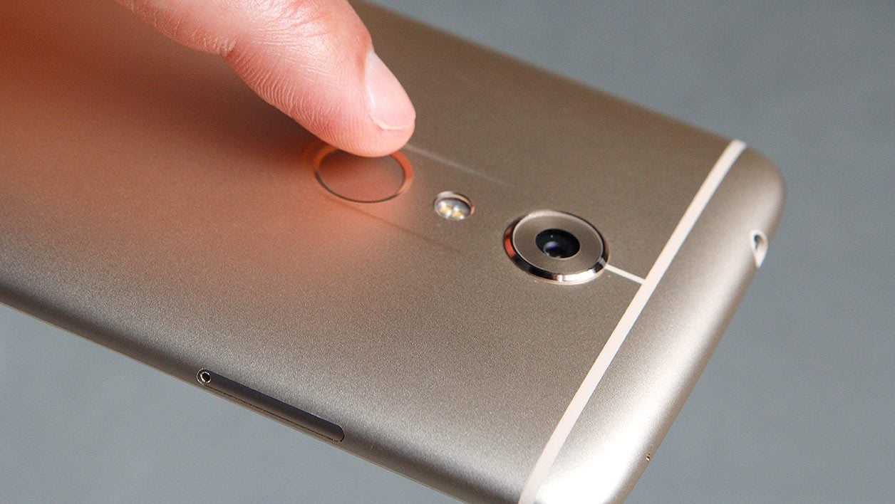 Le ZTE Axon 7