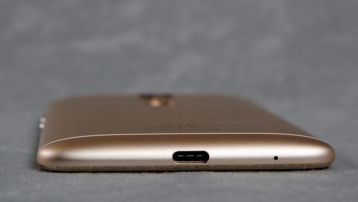 Le ZTE Axon 7