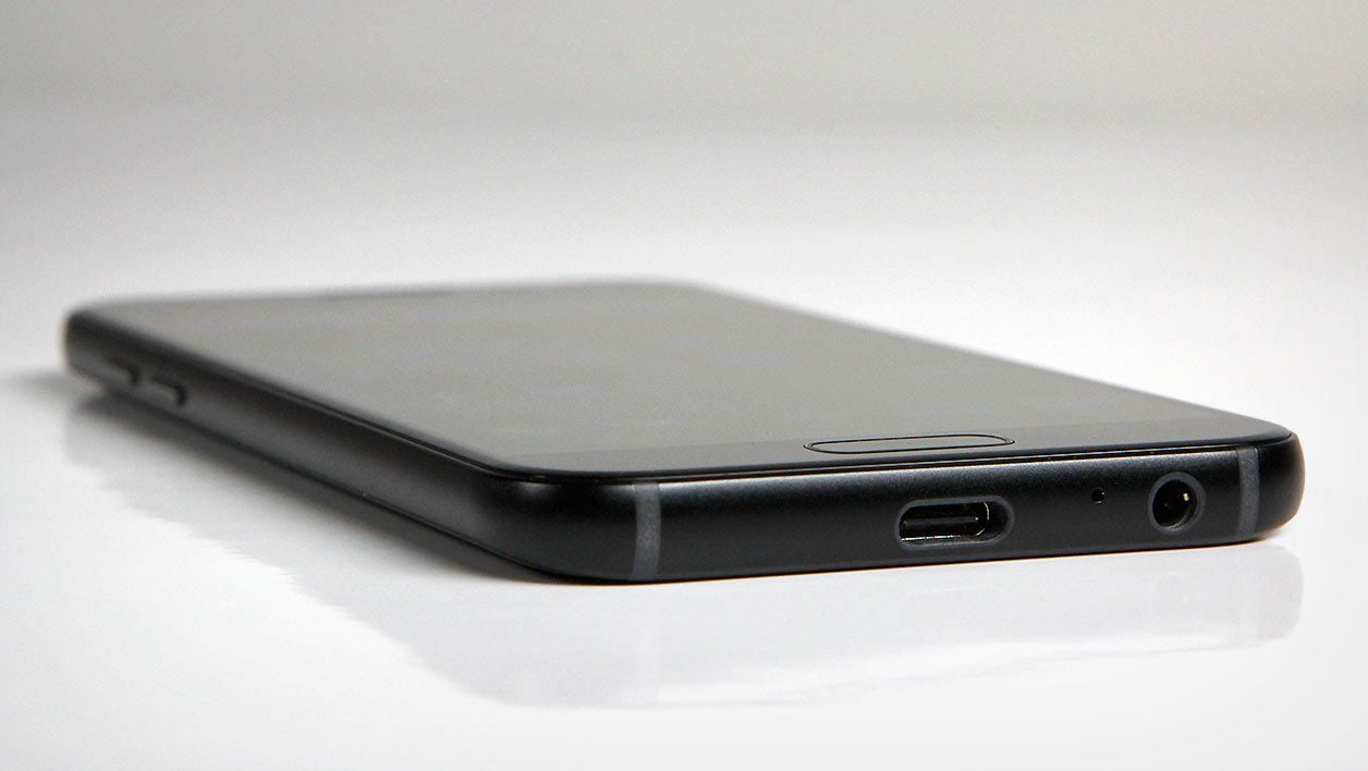 Le Samsung Galaxy A3 (2017)