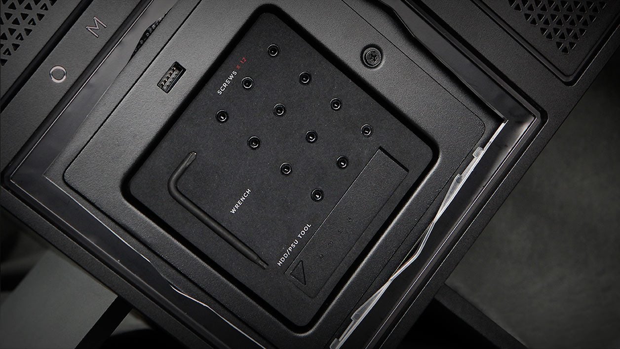 HP Omen X 900