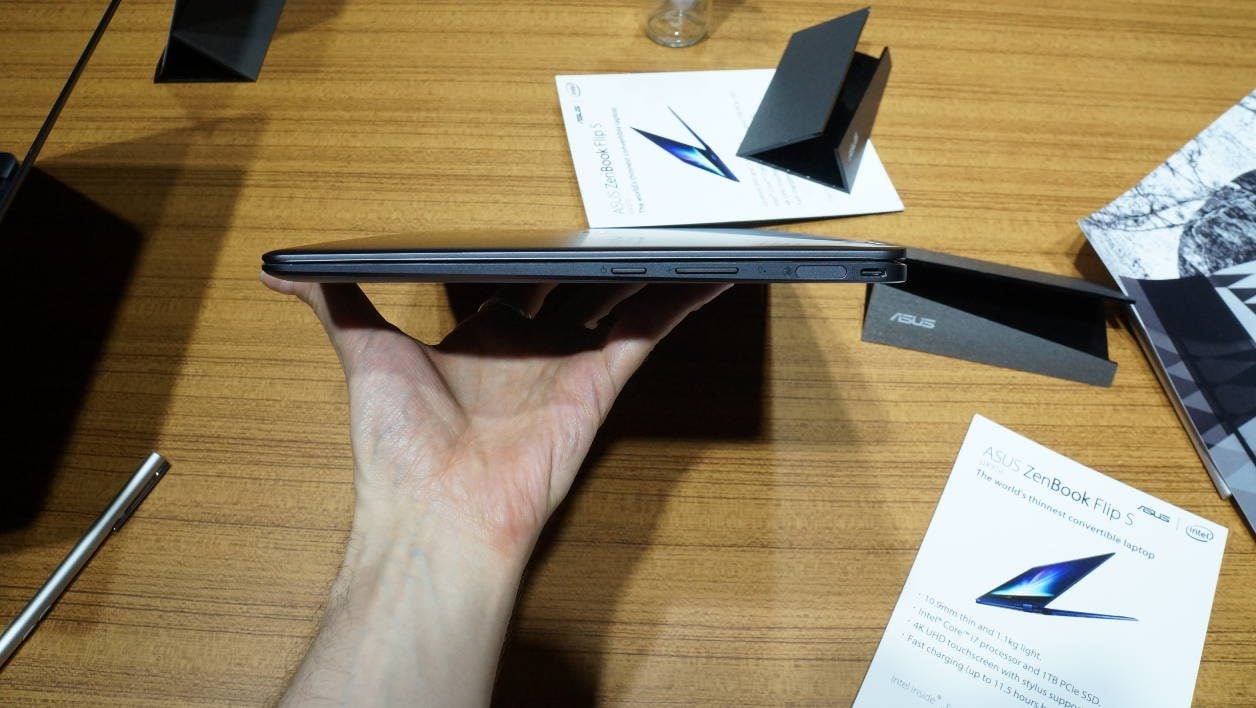 Asus Zenbook Flip S