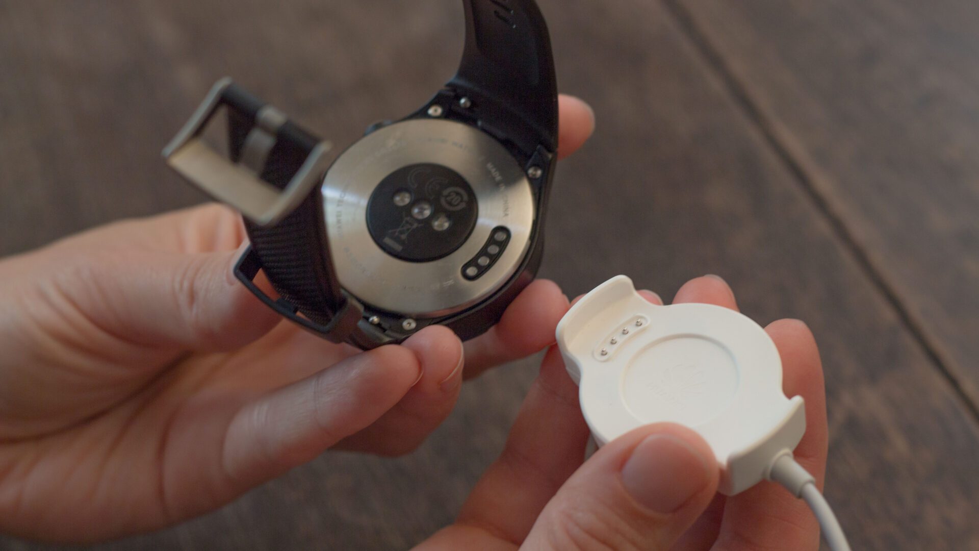 L'autonome de la montre est plutôt bonne et sa recharge ultra rapide.