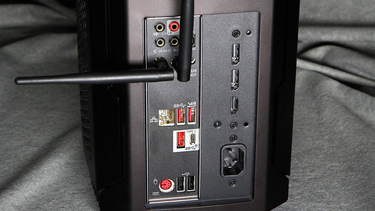 Corsair One Pro (GTX1080Ti)