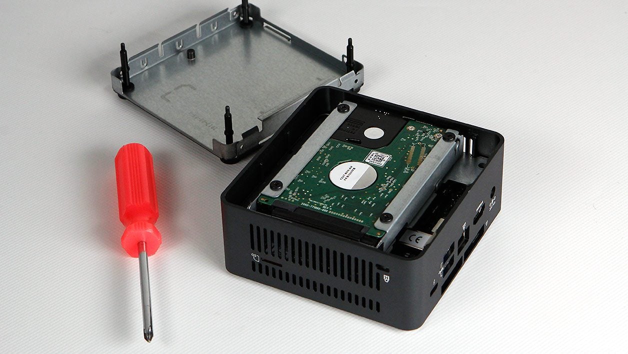 Intel NUC NUC7I5BNH