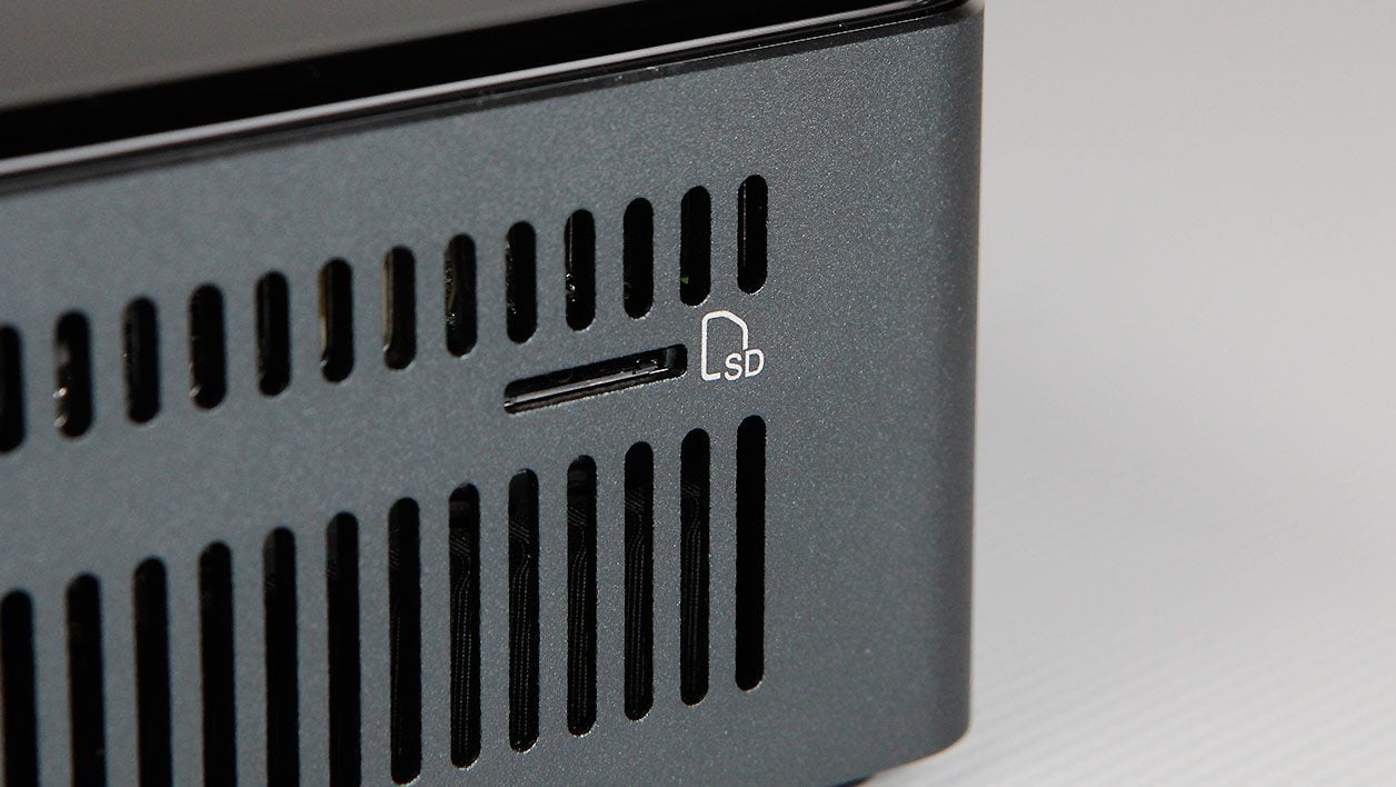 Intel NUC NUC7I5BNH