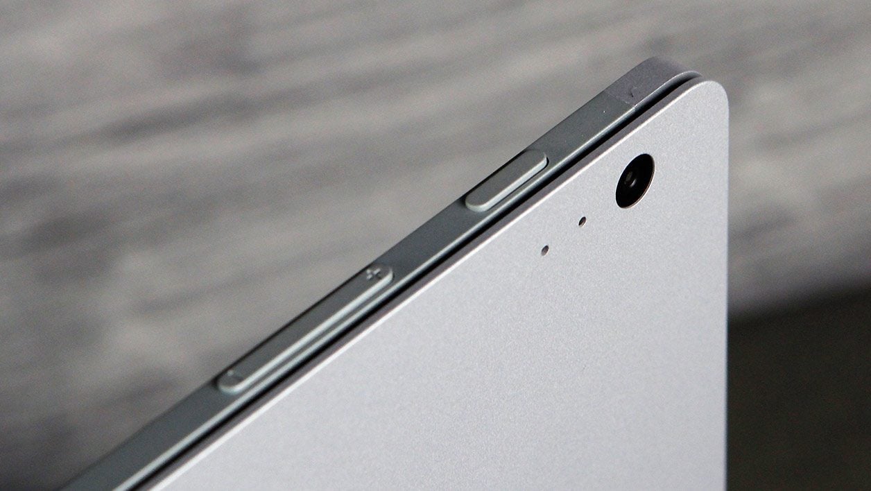 Microsoft Surface Book 2