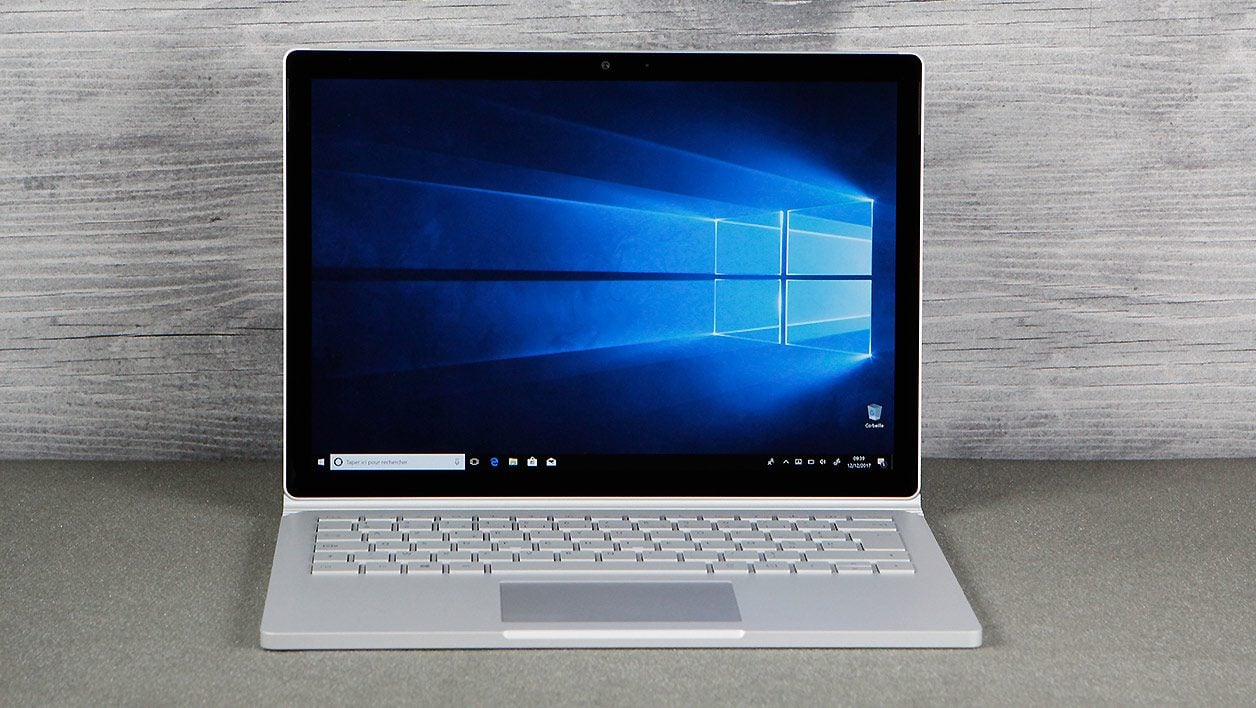 Microsoft Surface Book 2