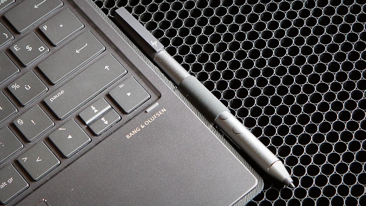 HP Spectre x2 12 (12-c001nf)