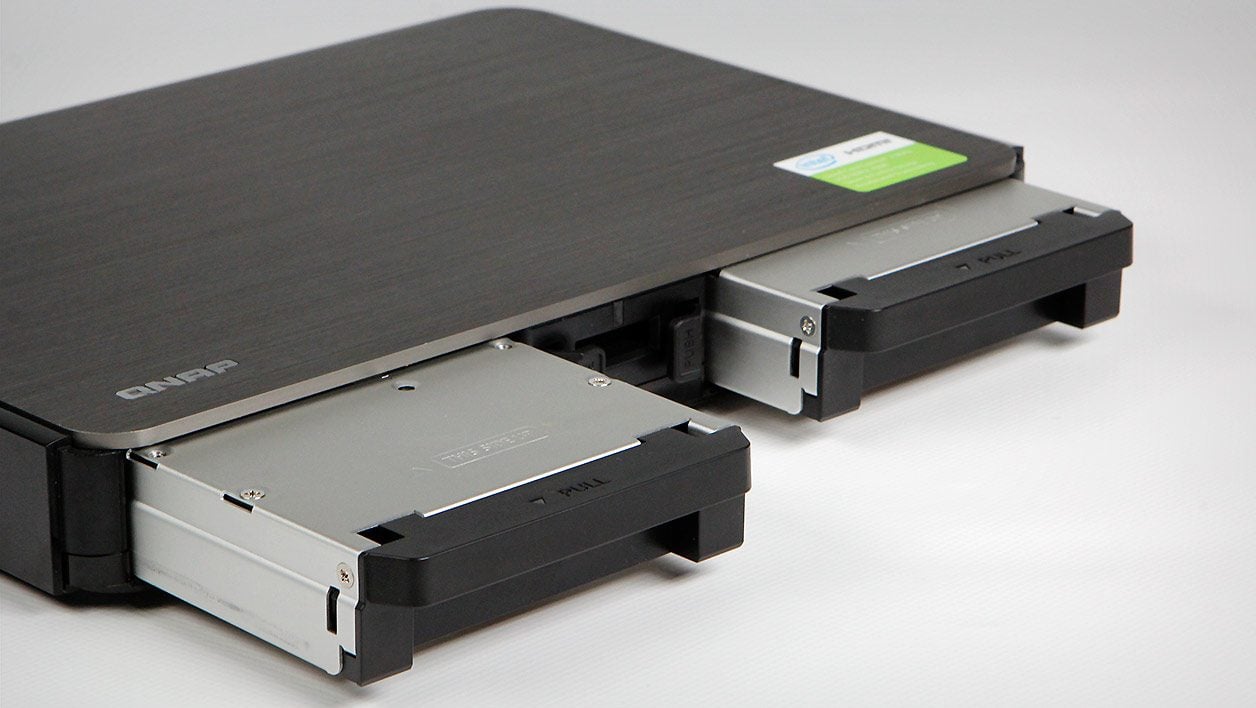 QNAP HS-251+