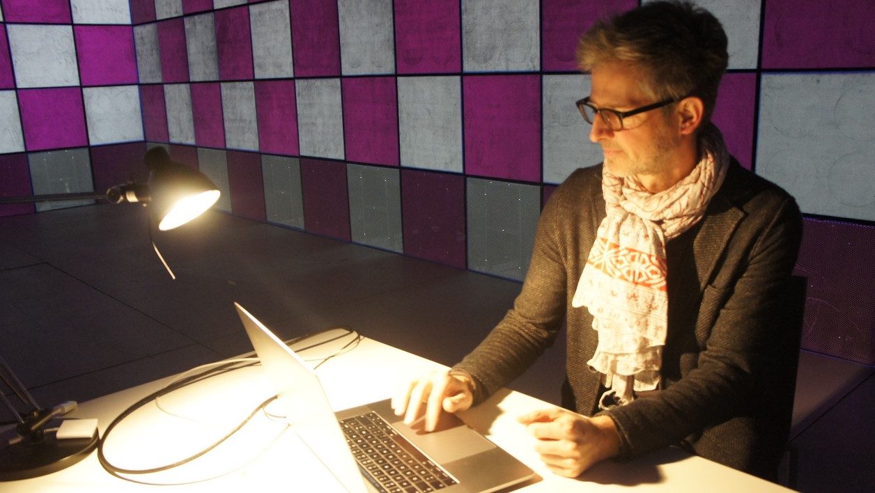 Benoît Carré a assuré la production de l'album "Hello World" et l'interface avec les artistes.