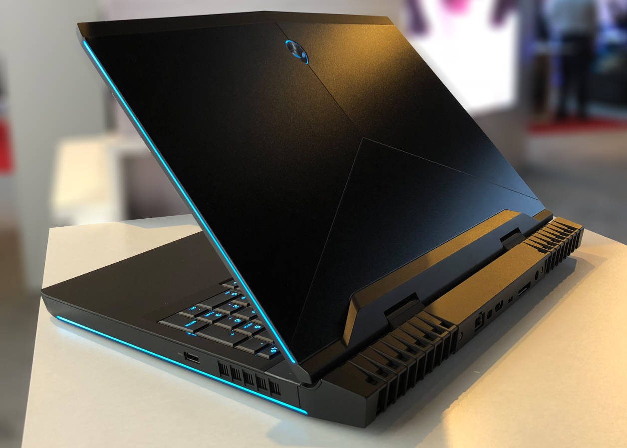 Dell Alienware 15 et 17 finition Black
