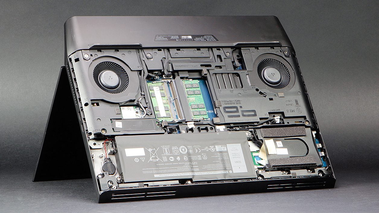 Dell-Alienware-Area-51m-n00aw51m11-inside.jpg
