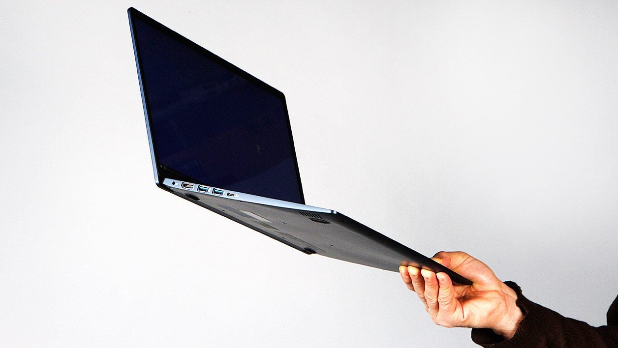 Acer-Swift-5-(SF515-51T-77CM)-enmainlight.jpg