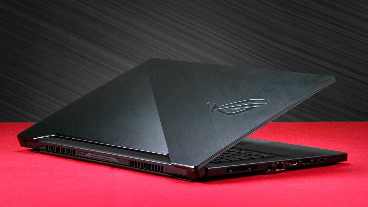 Asus-ROG-Zephyrus-S-(GX502GW)-3-4-dos.jpg