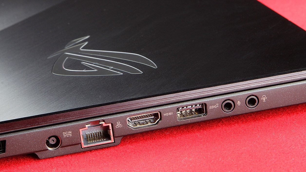 Asus-ROG-Zephyrus-S-(GX502GW)-connect-g.jpg