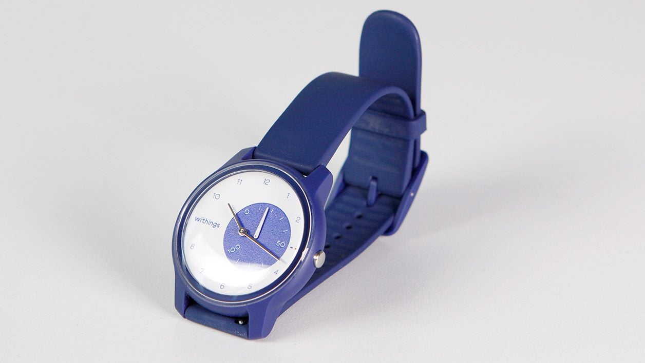 La montre connectée Withings Move.