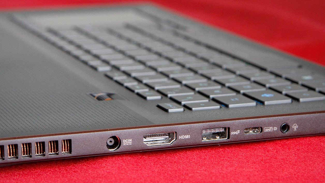 Asus ROG Zephyrus S (GX735)