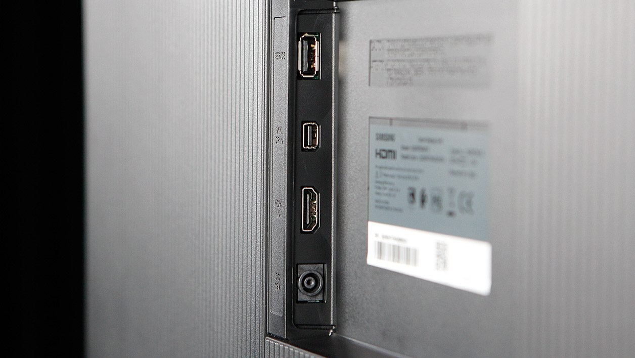 Samsung-Space-Monitor-pconnect.jpg