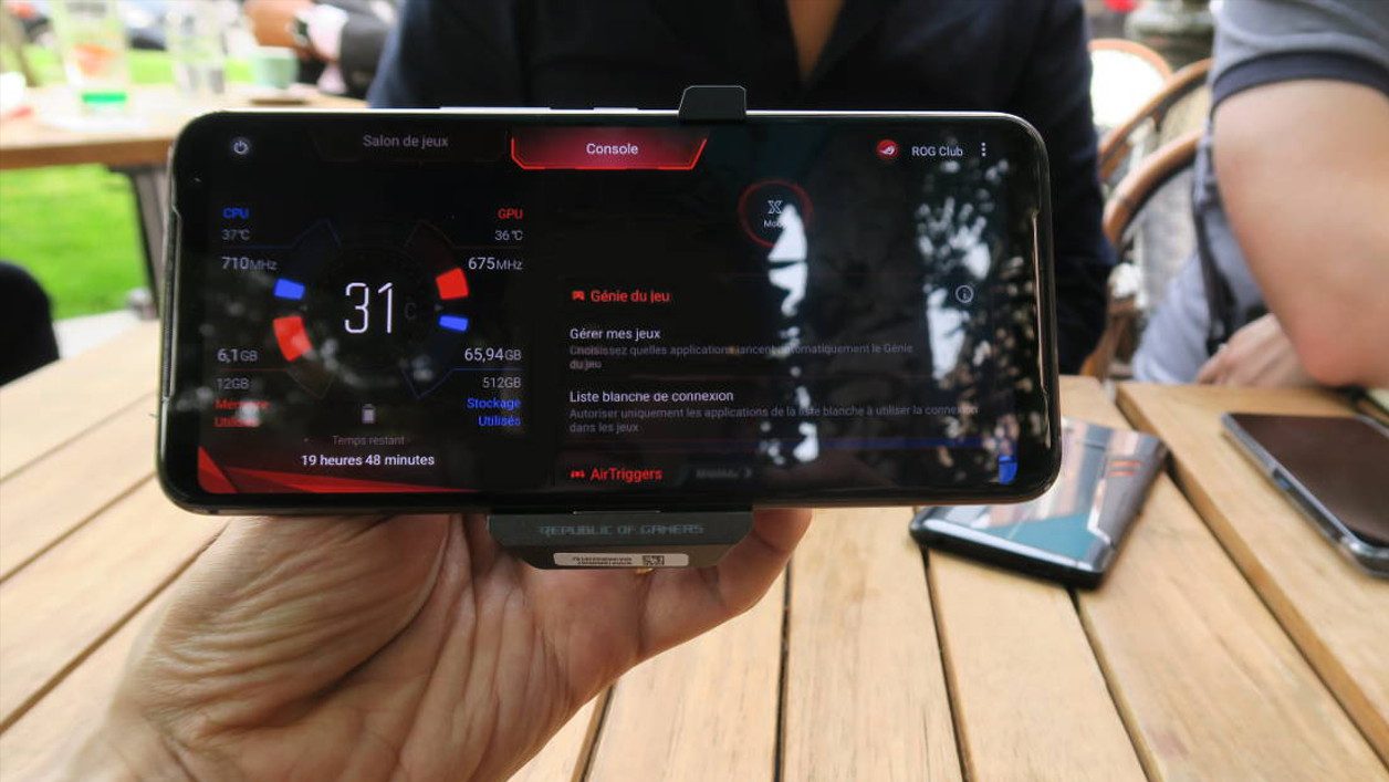 Asus ROG Phone II
