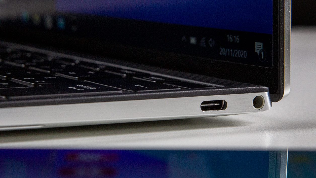 Dell XPS 13 FHD bn93214sb