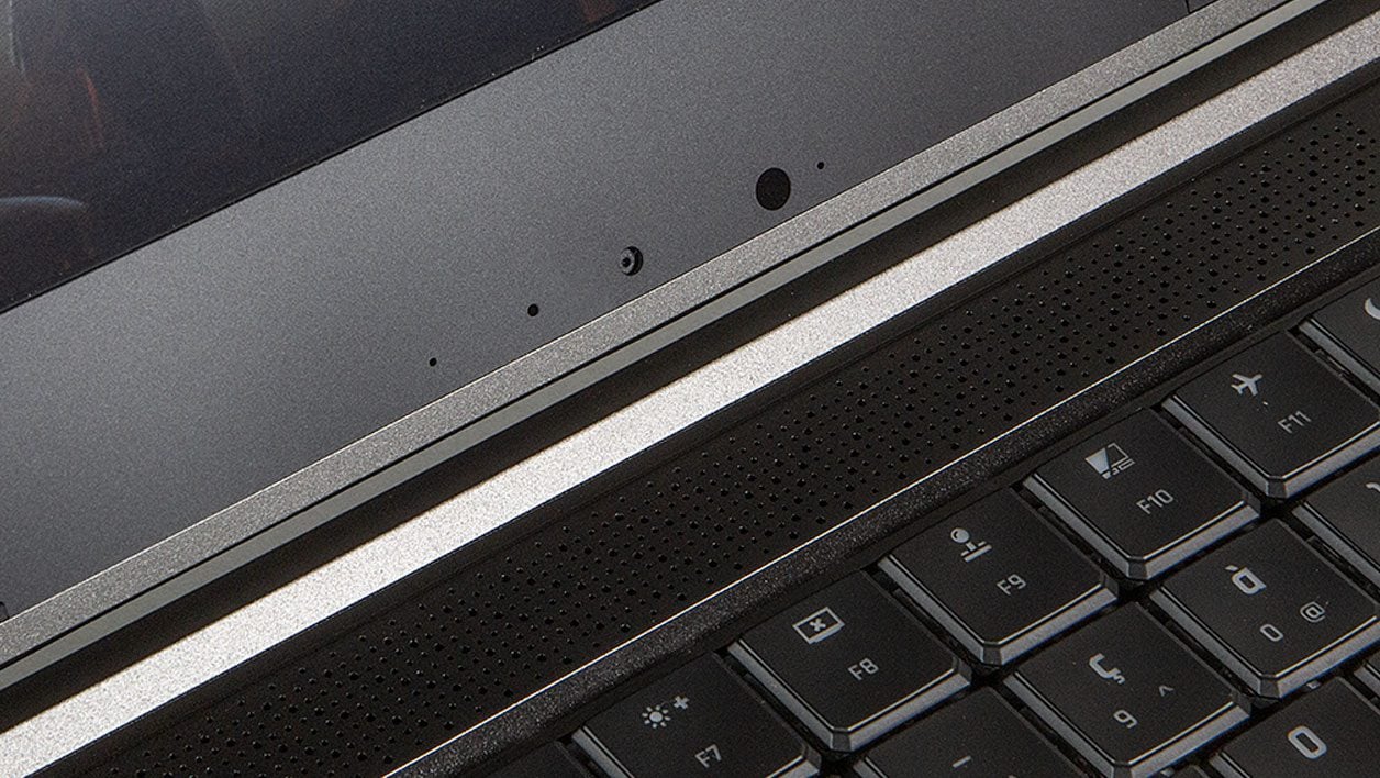 XMG NEO 15