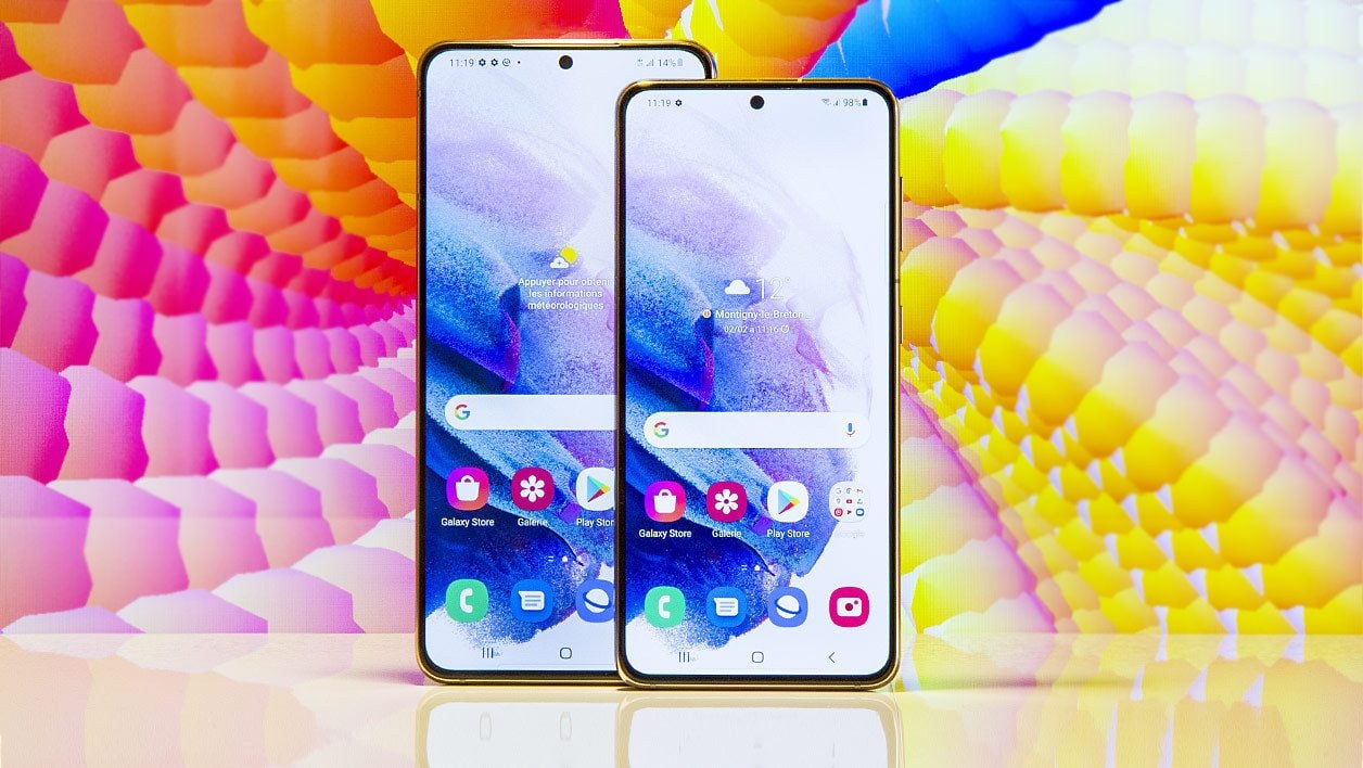 comparaison du format avec le S21+