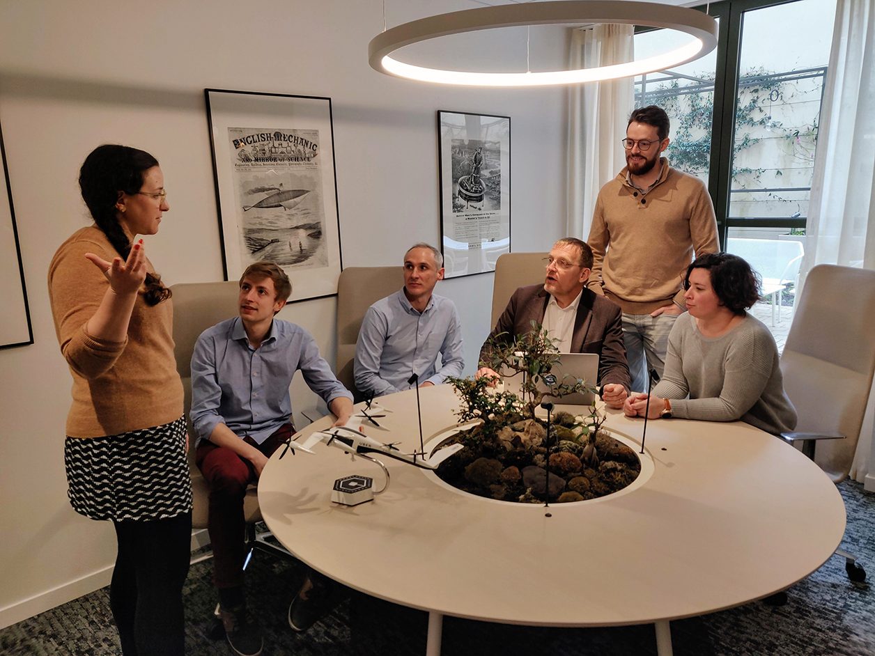 Une partie de l'équipe du centre de recherche parisien lors de notre visite en mars 2020.