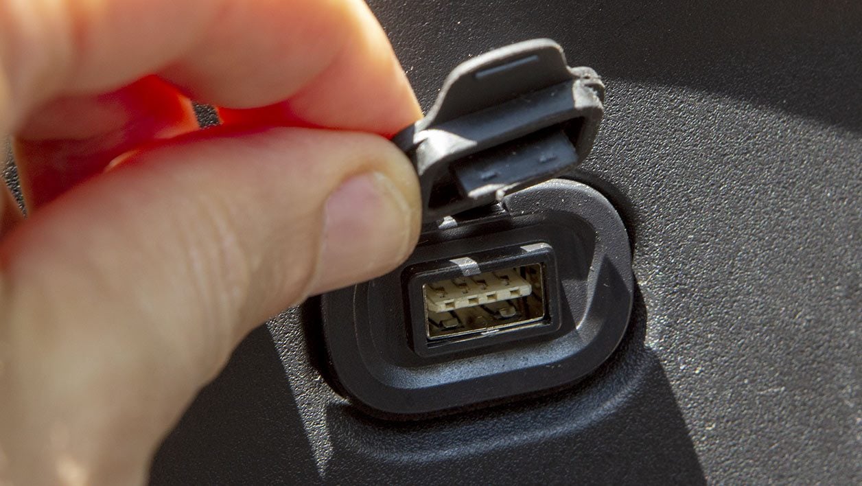 USB