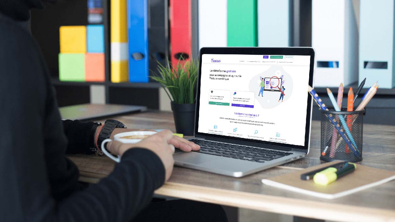 Les contenus pédagogiques "Les Bons Clics" mis à disposition gratuitement par We Tech Care. 