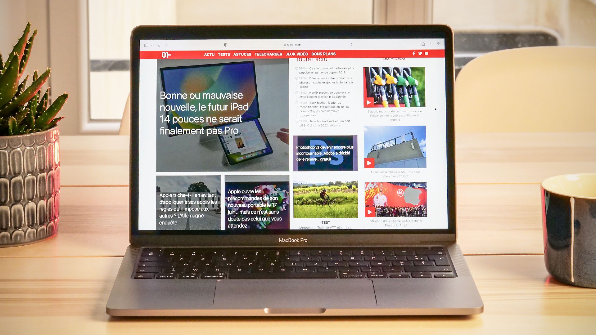 Le MacBook Pro 13 pouces M2 2022, d'Apple