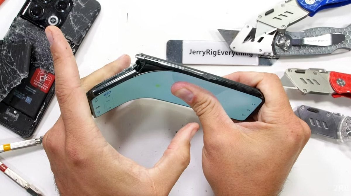 oneplus 10t durabilite JerryRigEverything