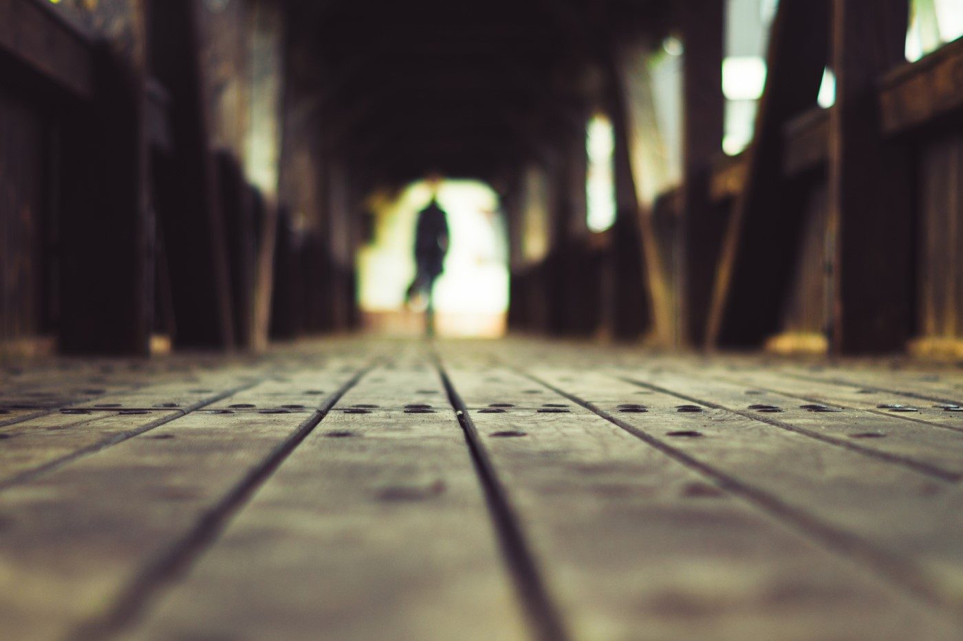 silhouette-light-bokeh-blur-wood-road-1400-pxhere.com