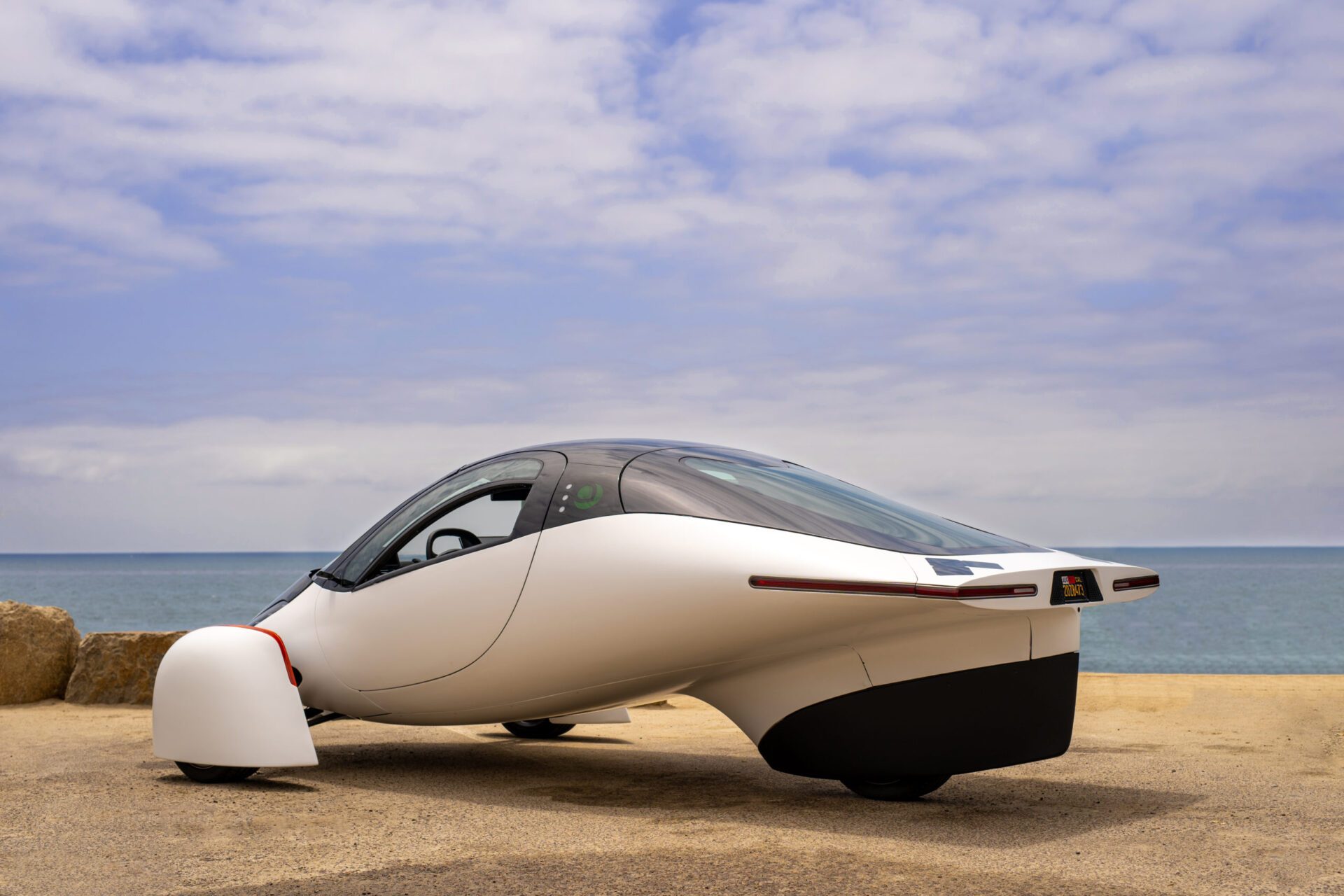 voiture solaire aptera