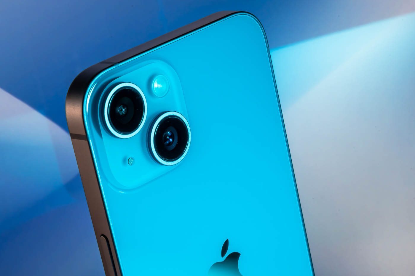 L'iPhone 14 n'embarque toujours que deux modules photo à l'arrière.