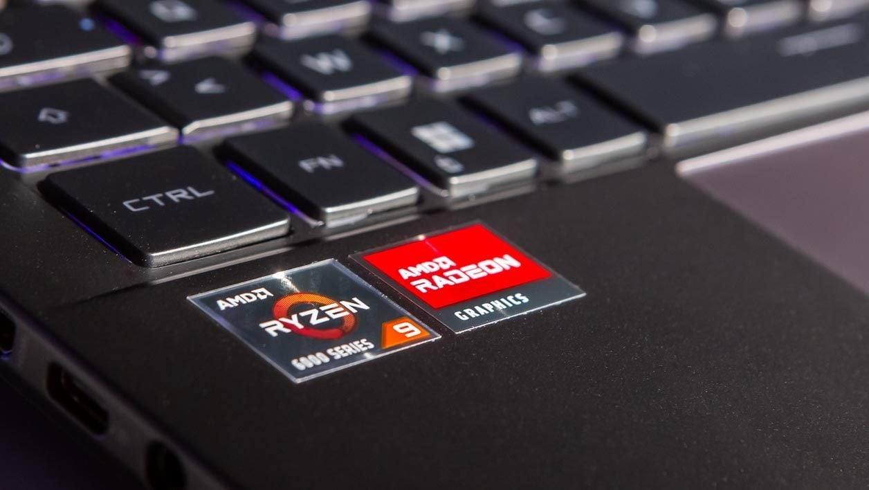 Le ROG Zephyrus G14 version 2022 est 100% propulsé par AMD.