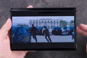 LG smartphone enroulable