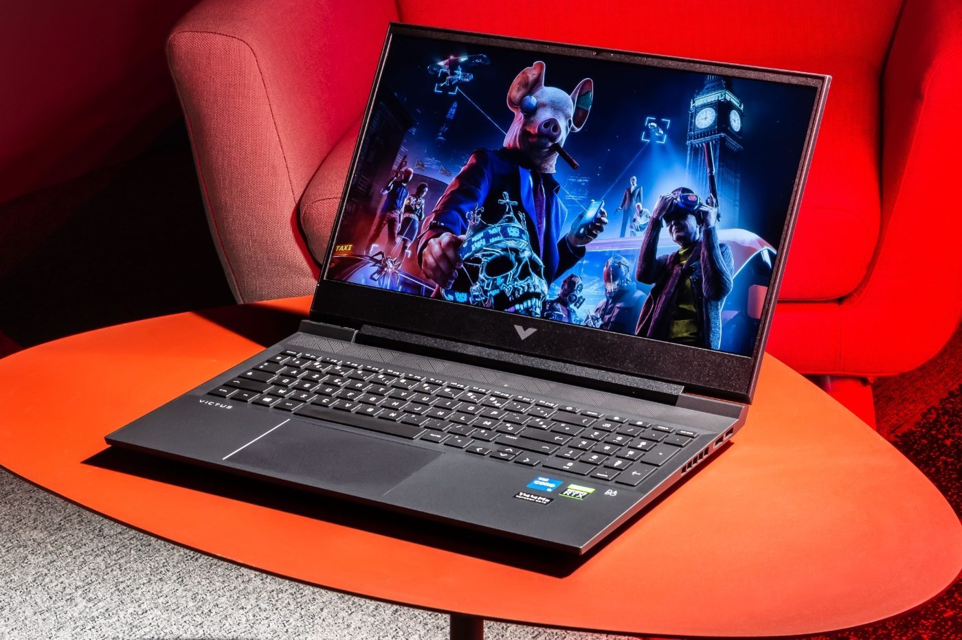 Victus 16 by hp, un design sobre, très sobre, pour un PC de joueur.