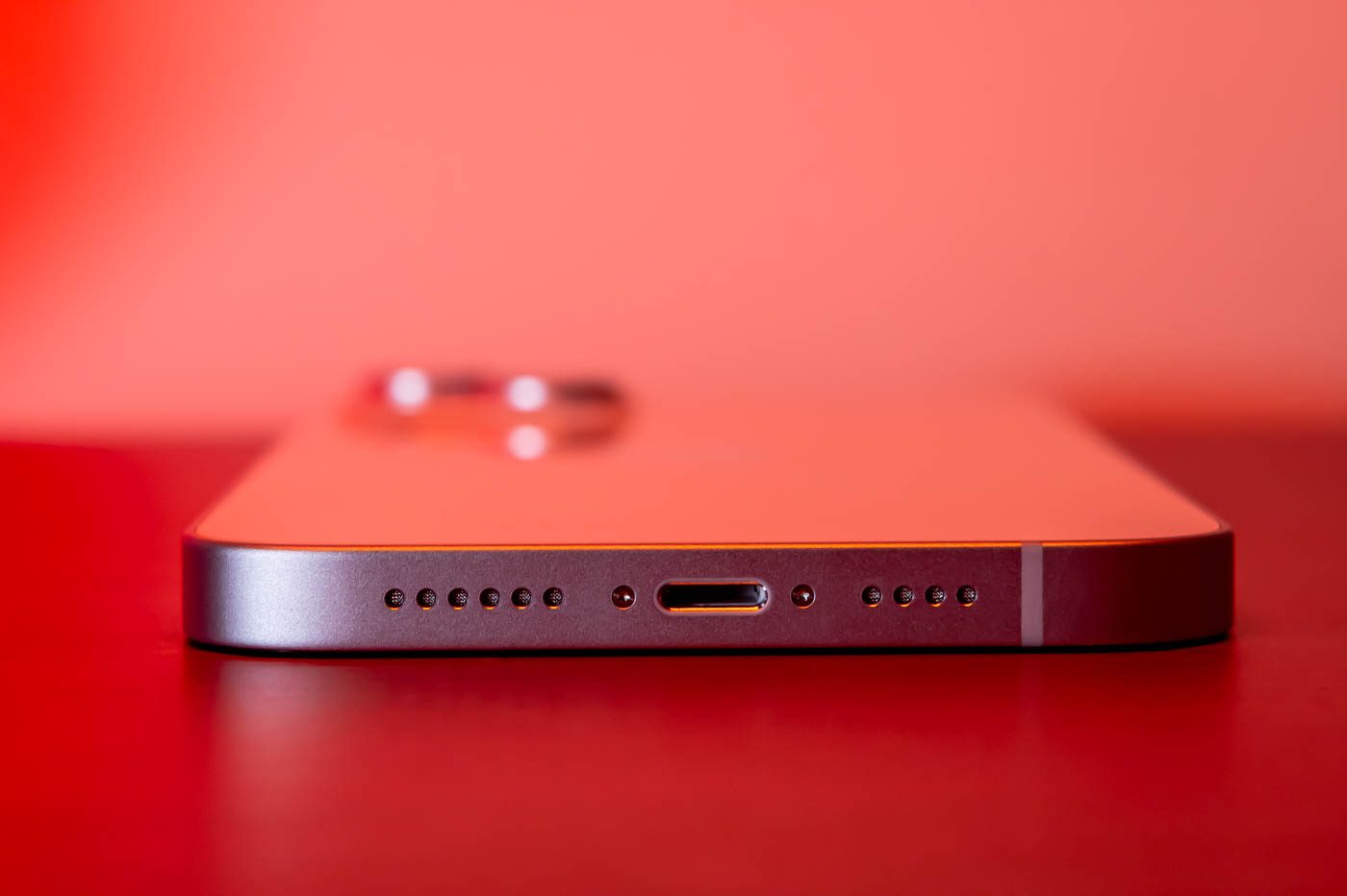 L'iPhone 14 Plus propose toujours un connecteur Lightning, c'est peut-être le dernier...