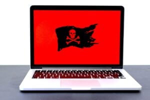 logiciel malveillant pirate