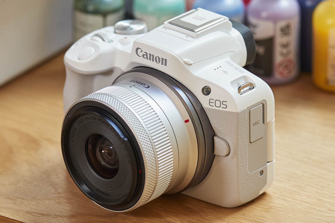 Canon EOS R50