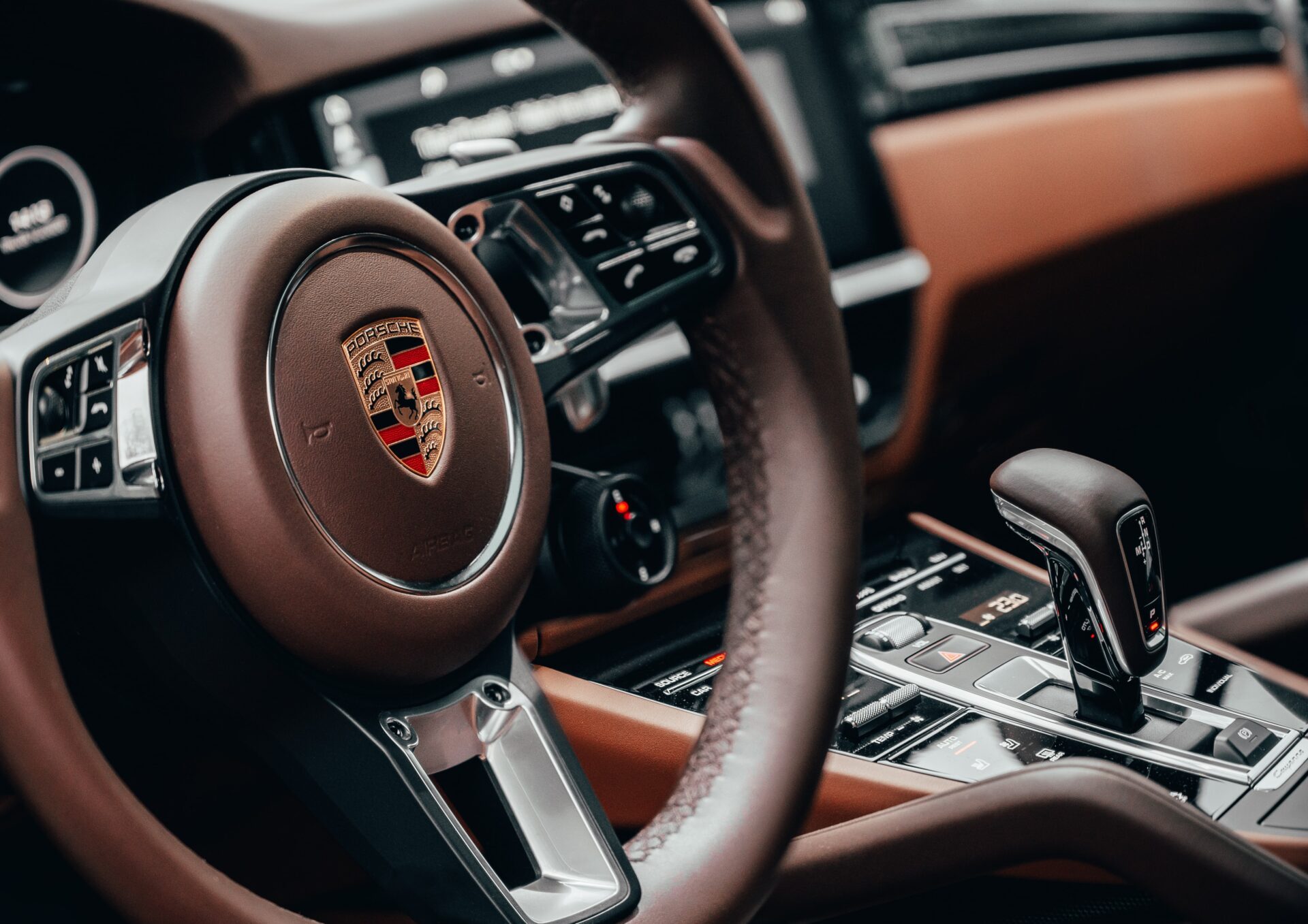 Porsche - Stefzn via Unsplash