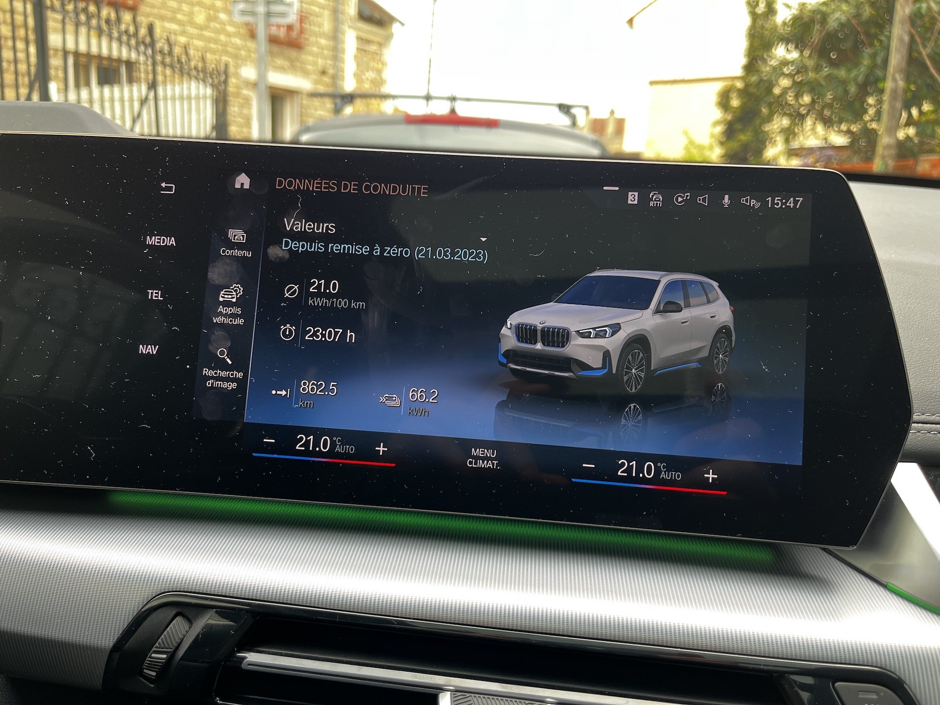 BMW iX1