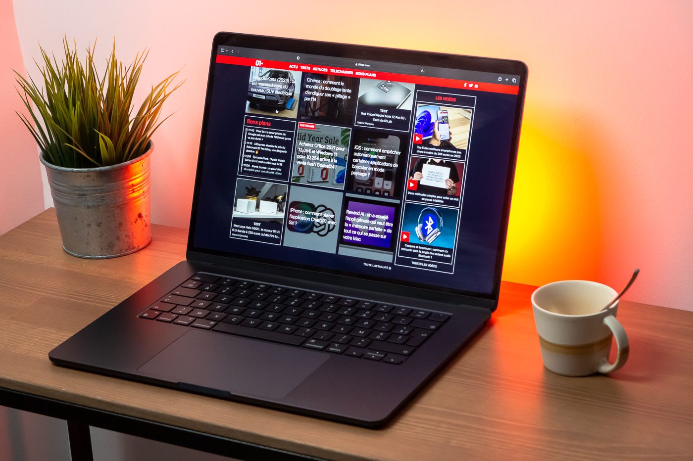 Le MacBook Air 15 pouces, d'Apple.