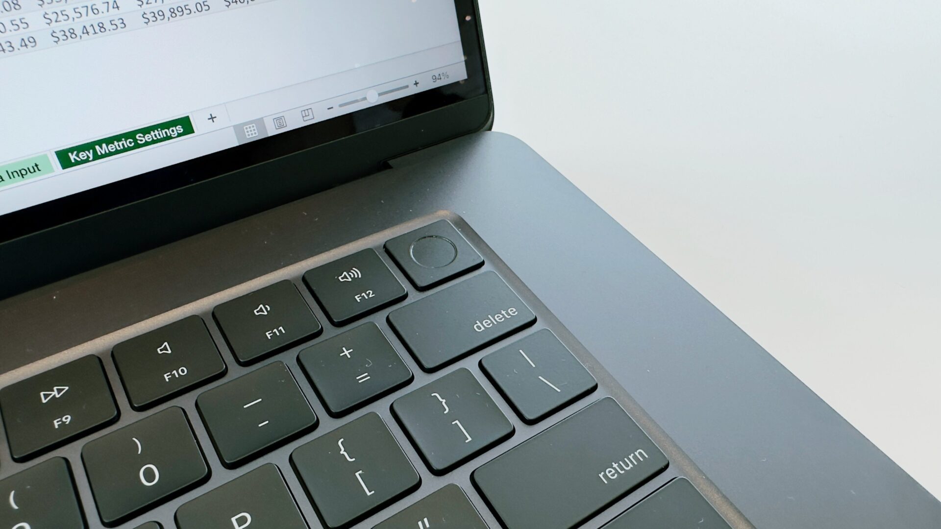 Le bouton Touch ID est toujours là...