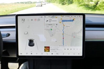 Tesla CarPlay
