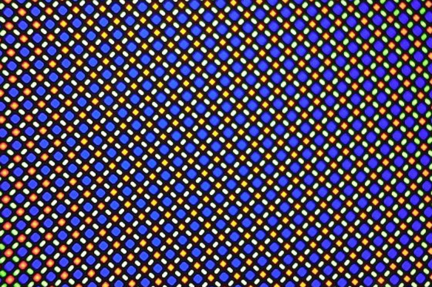 Sous Pixels 15 Pro Max 1400 932
