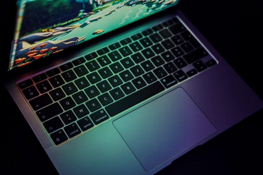 Macbook Air Apple