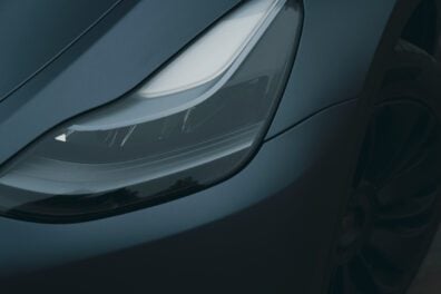 Tesla Model Y Faut Il Attendre