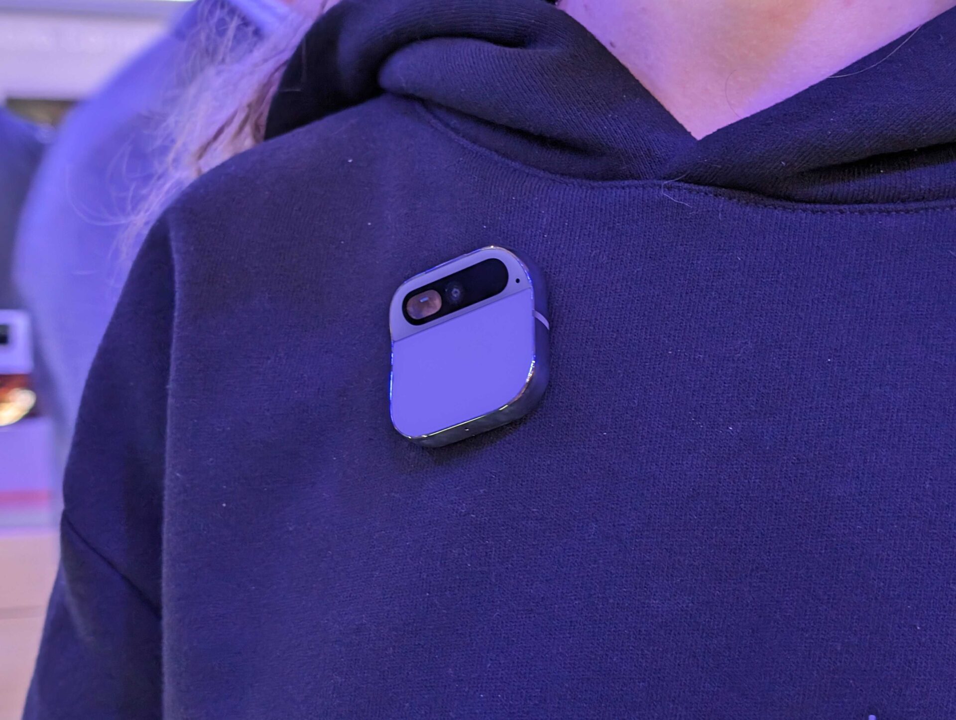 Humane Ai Pin (5)